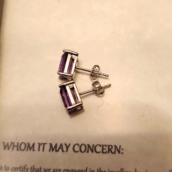 Amethyst Earings 2CT - Picture 2 of 4